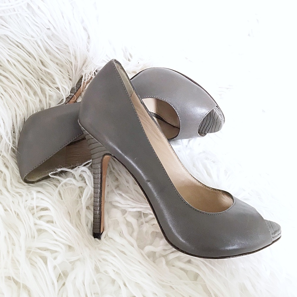 Grey Leather Pumps